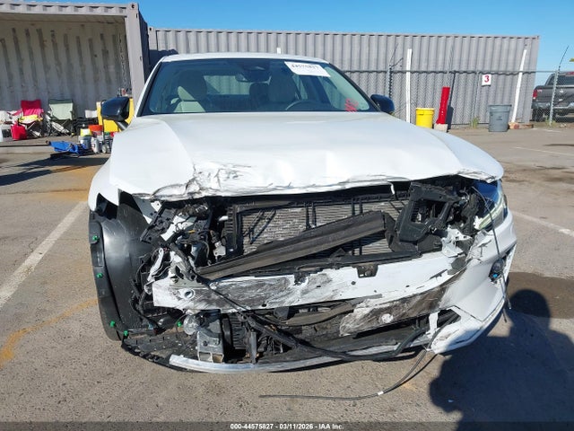 Volvo S60 B5 Ultimate Dark Theme 2024 7JRL12TM6RG303097 Image 6