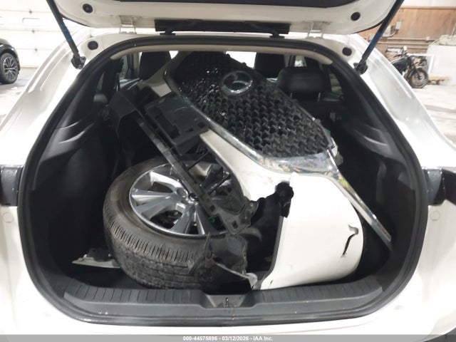 44575896 :رقم المزاد ، 3MVDMBBL4NM427760 vin ، 2022 Mazda Cx-30 Select مزاد بيع