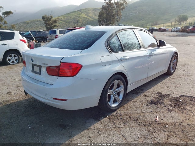 Продажа на аукционе авто 2012 Bmw 328i, vin: WBA3C1C54CF434020, номер лота: 44575974