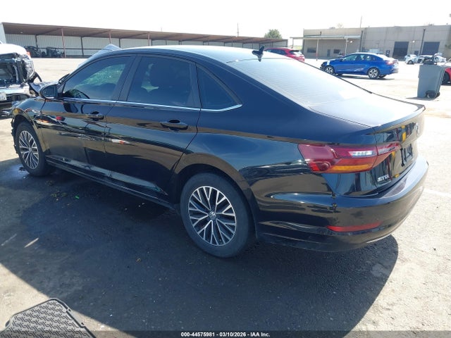 2019 VOLKSWAGEN JETTA 3VWE57BU2KM026788 Photo 2