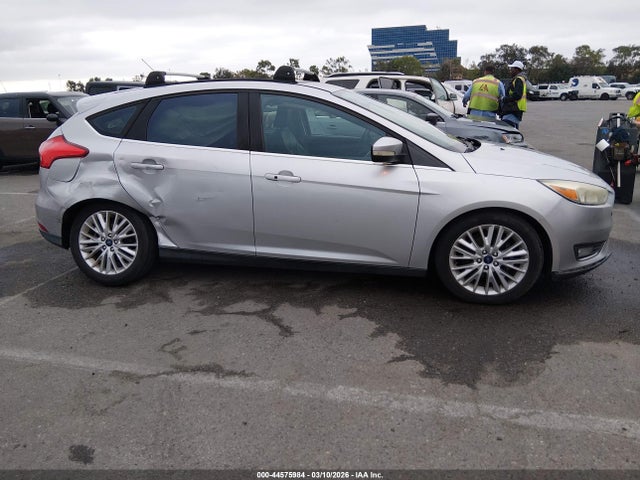 Ford Focus Titanium 2015 1FADP3N27FL241186 Image 13