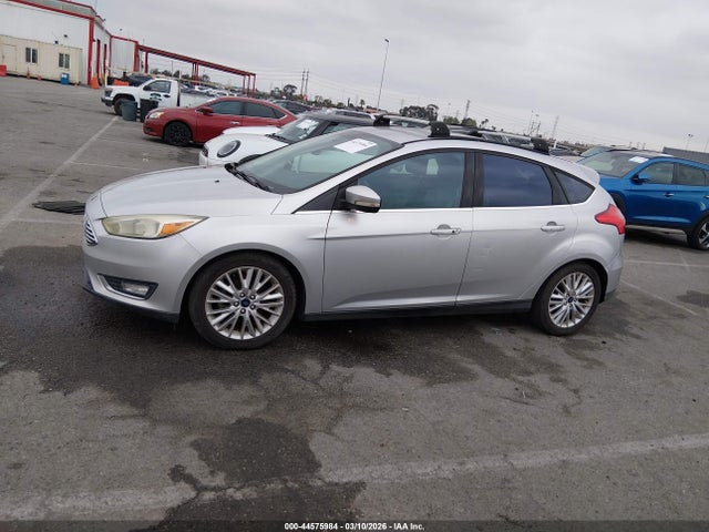 Ford Focus Titanium 2015 1FADP3N27FL241186 Image 14