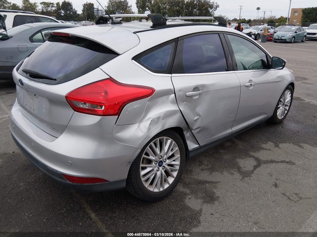 Ford Focus Titanium 2015 1FADP3N27FL241186 Image 4