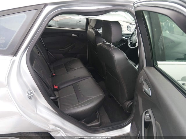 Ford Focus Titanium 2015 1FADP3N27FL241186 Image 5