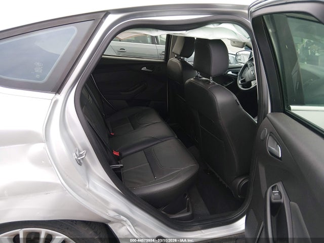 Ford Focus Titanium 2015 1FADP3N27FL241186 Image 8