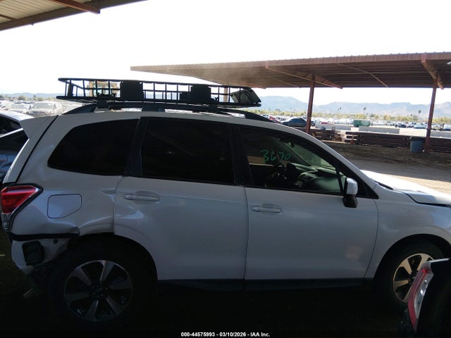 Subaru Forester 2.5i Premium 2017 JF2SJADCXHH459339 Image 13