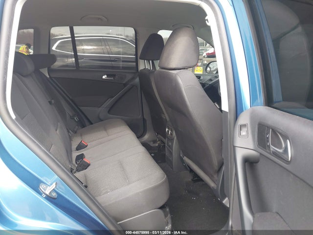 44575995 :رقم المزاد ، WVGBV7AX2HK049971 vin ، 2017 Volkswagen Tiguan 2.0t/2.0t S مزاد بيع