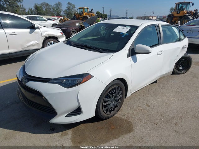 Toyota COROLLA LE 2019 2T1BURHEXKC175169 Image 2