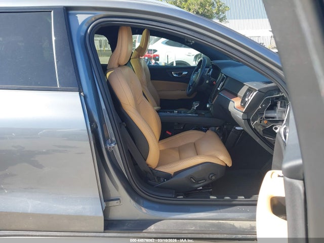2020 VOLVO V60 CROSS COUNTRY YV4102WK5L1033452 Photo 4