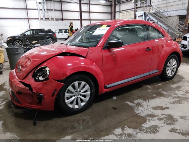 Aukcja sprzedaży 2018 Volkswagen Beetle 2.0t Coast/2.0t S, vin: 3VWFD7AT1JM707488, numer aukcji: 44576069