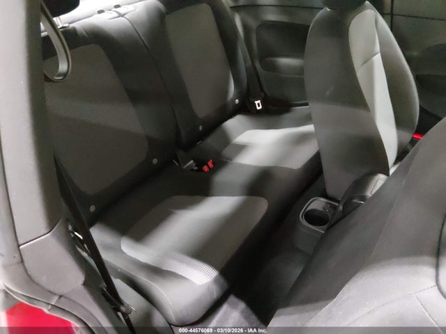 Aukcja sprzedaży 2018 Volkswagen Beetle 2.0t Coast/2.0t S, vin: 3VWFD7AT1JM707488, numer aukcji: 44576069