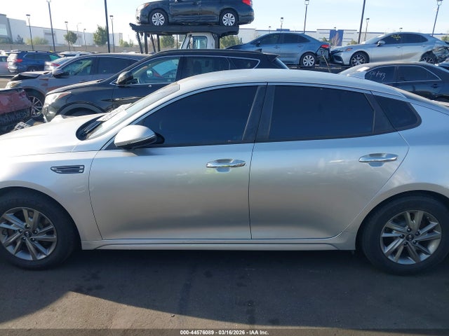 2019 Kia Optima Lx მანქანა იყიდება აუქციონზე, vin: 5XXGT4L33KG297656, აუქციონის ნომერი: 44576089