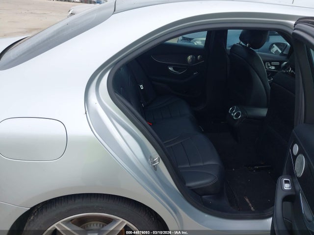 55SWF4JB5HU202229 Mercedes-Benz C 300 Sport