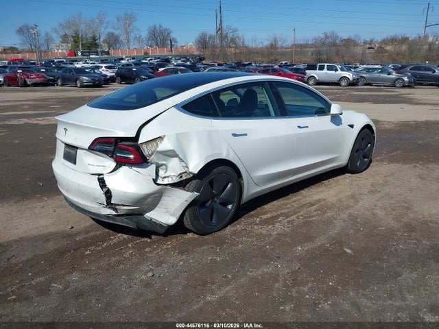 2019 TESLA MODEL 3 5YJ3E1EB5KF510606 Photo 3