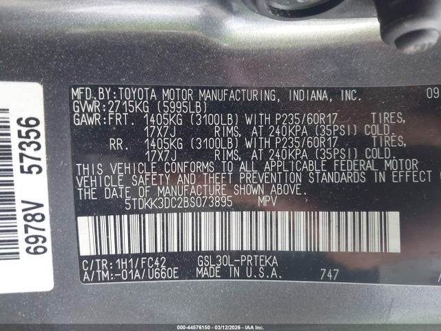 44576150 :رقم المزاد ، 5TDKK3DC2BS073895 vin ، 2011 Toyota Sienna Le V6 مزاد بيع