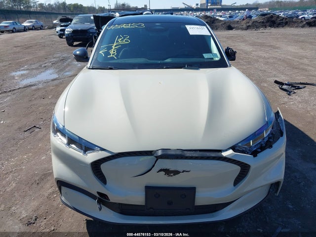 3FMTK1S53SMA02794 Ford Mustang Mach-e Select