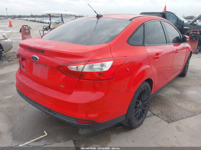 Ford FOCUS SE 2014 1FADP3F26EL176960 Image 4