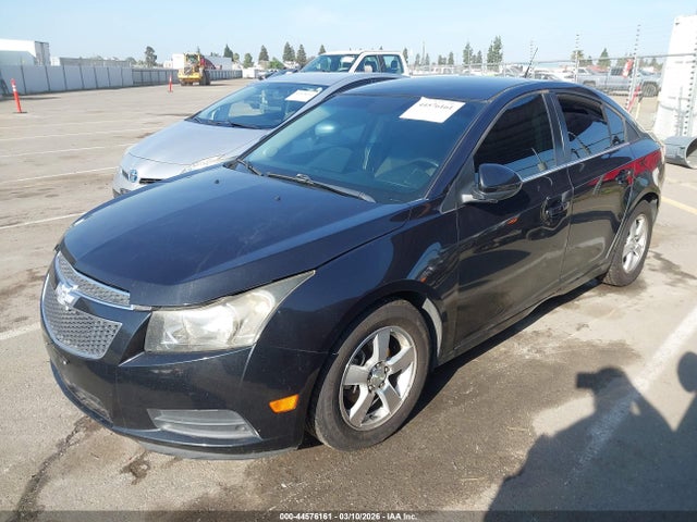 Chevrolet Cruze 1lt Auto 2014 1G1PC5SB0E7160159 Image 2