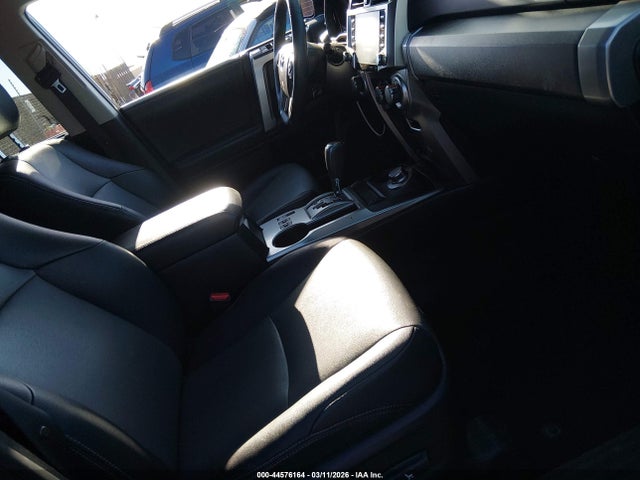 2021 TOYOTA 4RUNNER JTENU5JR4M5918424 Photo 4