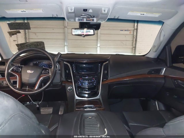 Aukcja sprzedaży 2018 Cadillac Escalade Esv Luxury, vin: 1GYS3HKJXJR311687, numer aukcji: 44576175