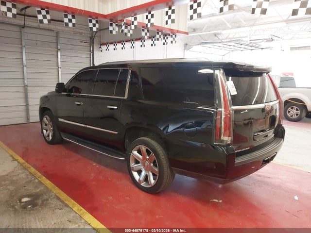 2018 CADILLAC ESCALADE ESV 1GYS3HKJXJR311687 Photo 2