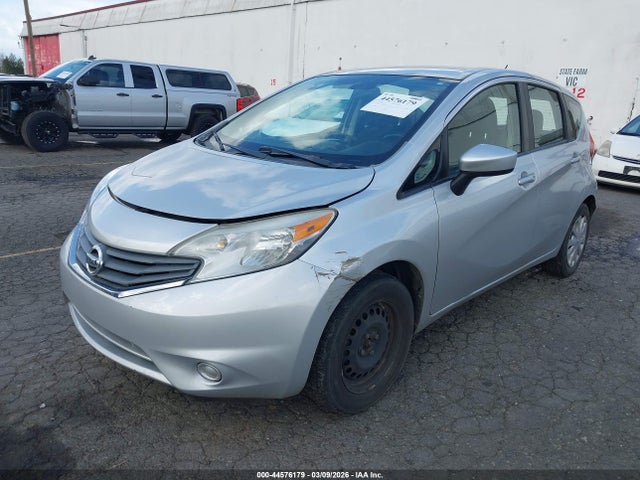 Nissan Versa Note S (sr)/s Plus/sl/sr/sv 2015 3N1CE2CP3FL382431 Image 2
