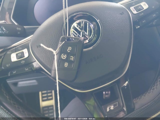 Продаж на аукціоні авто 2019 Volkswagen Tiguan 2.0t Se/2.0t Sel/2.0t Sel R-line/2.0t Sel R-line Black, vin: 3VV2B7AX5KM049400, номер лоту: 44576197
