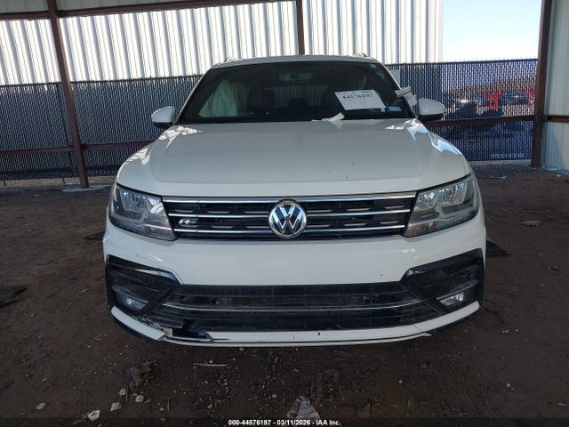 Продаж на аукціоні авто 2019 Volkswagen Tiguan 2.0t Se/2.0t Sel/2.0t Sel R-line/2.0t Sel R-line Black, vin: 3VV2B7AX5KM049400, номер лоту: 44576197