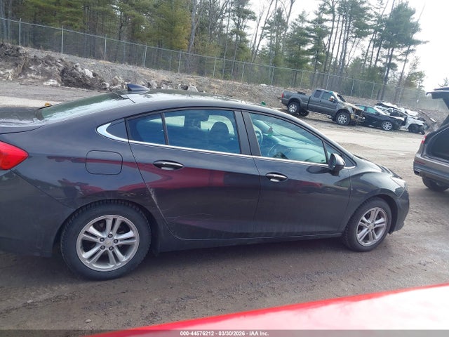 1G1BE5SM5H7183186 Chevrolet Cruze Lt Auto