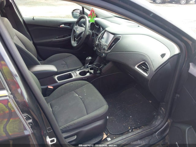 1G1BE5SM5H7183186 Chevrolet Cruze Lt Auto