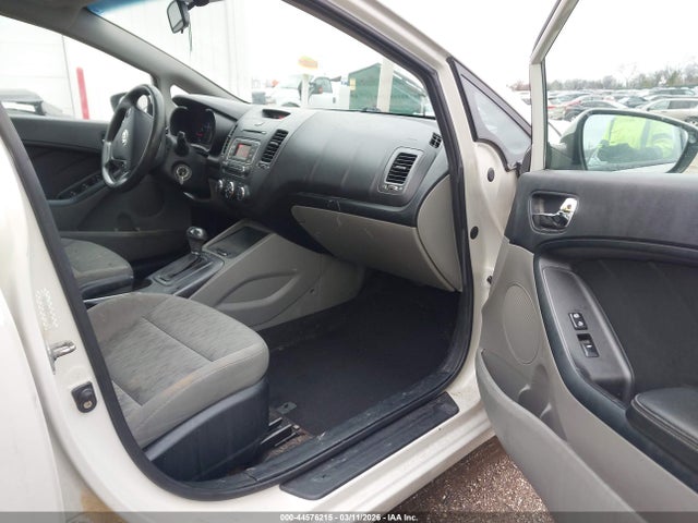 Продаж на аукціоні авто 2015 Kia Forte Lx, vin: KNAFK4A64F5259680, номер лоту: 44576215