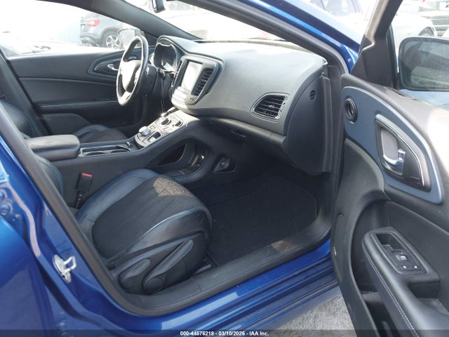 Продажа на аукционе авто 2015 Chrysler 200 S, vin: 1C3CCCBG0FN542912, номер лота: 44576218