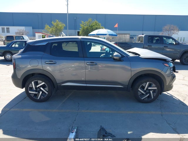 3N8AP6CA3SL346805 Nissan Kicks Sv Fwd