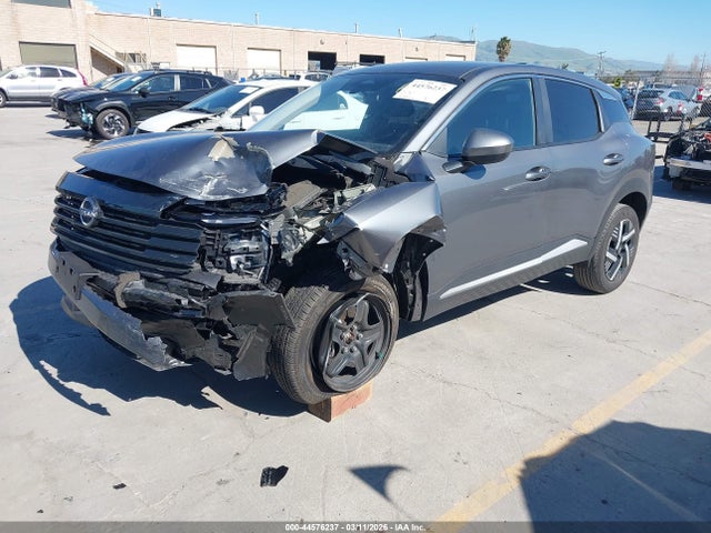 3N8AP6CA3SL346805 Nissan Kicks Sv Fwd