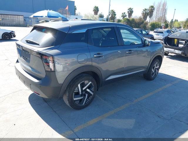 3N8AP6CA3SL346805 Nissan Kicks Sv Fwd