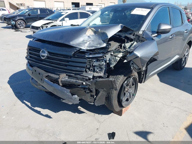 3N8AP6CA3SL346805 Nissan Kicks Sv Fwd