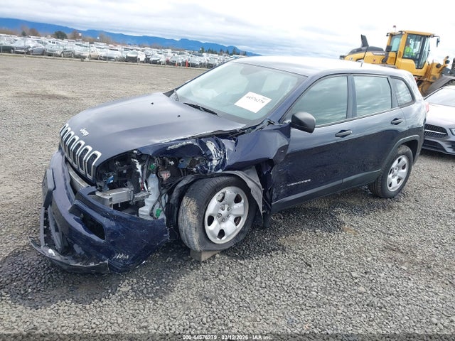 1C4PJMAB7GW147894 Jeep Cherokee Sport