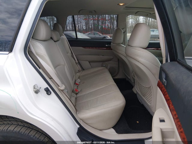 Auction sale of the 2010 Subaru Outback 2.5i Limited, vin: 4S4BRBLC5A3352163, lot number: 44576327