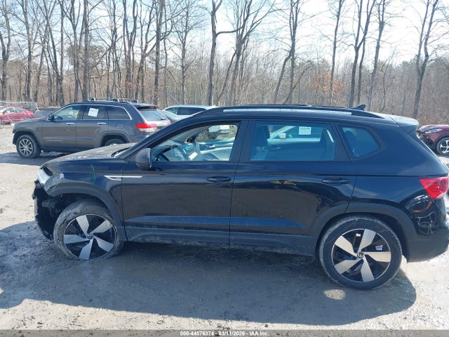 2024 Volkswagen Taos 1.5t S მანქანა იყიდება აუქციონზე, vin: 3VV8X7B26RM069065, აუქციონის ნომერი: 44576374