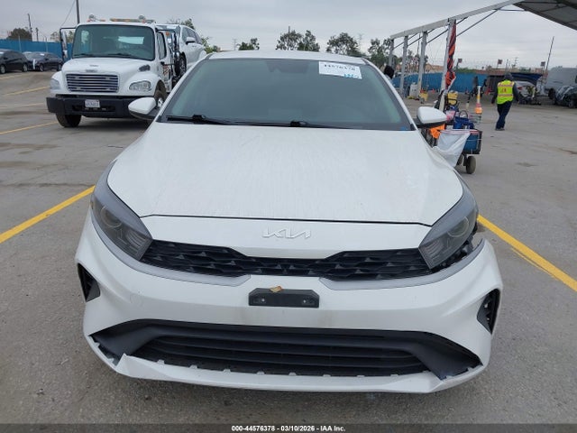 44576378 :رقم المزاد ، 3KPF24AD1PE608351 vin ، 2023 Kia Forte Lxs مزاد بيع