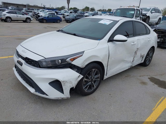 44576378 :رقم المزاد ، 3KPF24AD1PE608351 vin ، 2023 Kia Forte Lxs مزاد بيع