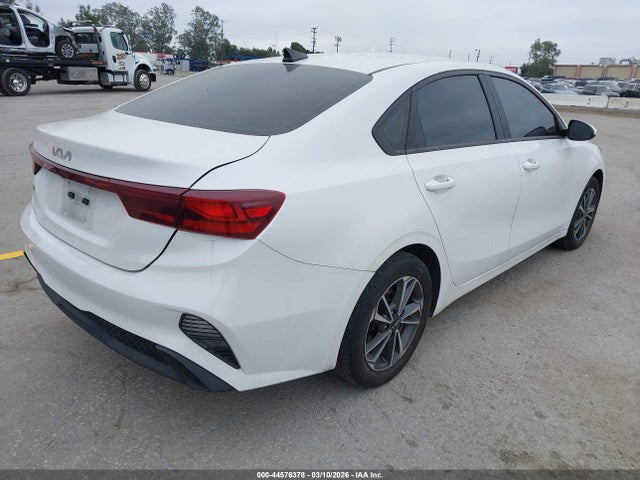 44576378 :رقم المزاد ، 3KPF24AD1PE608351 vin ، 2023 Kia Forte Lxs مزاد بيع