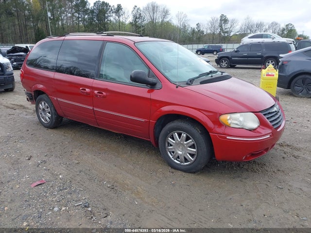 2005 Chrysler Town & Country Limited მანქანა იყიდება აუქციონზე, vin: 2C8GP64L45R321584, აუქციონის ნომერი: 44576393