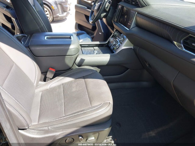 2022 GMC YUKON XL 1GKS2JKL2NR255336 Photo 4