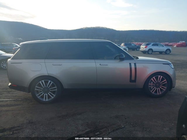 SALKPBE73PA023646 Land Rover Range Rover P530 Se