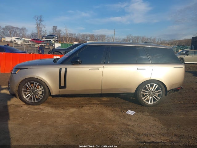 SALKPBE73PA023646 Land Rover Range Rover P530 Se