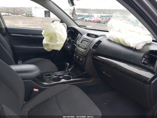 5XYKTCA60EG547050 KIA SORENTO LX
