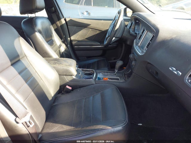 44576493 :رقم المزاد ، 2B3CL5CTXBH503266 vin ، 2011 Dodge Charger R/t مزاد بيع