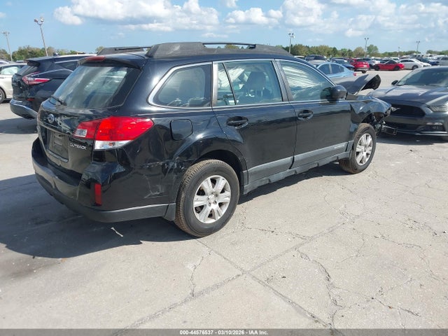 2013 Subaru Outback 2.5i მანქანა იყიდება აუქციონზე, vin: 4S4BRCAC7D3315838, აუქციონის ნომერი: 44576537