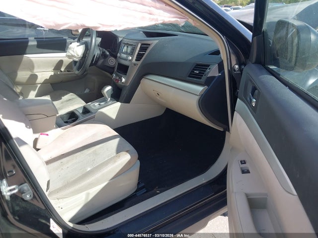 2013 Subaru Outback 2.5i მანქანა იყიდება აუქციონზე, vin: 4S4BRCAC7D3315838, აუქციონის ნომერი: 44576537